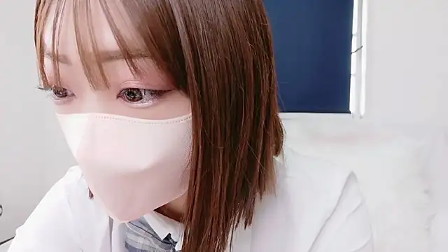 Rina 72 online show from September 16, 2025, 7:42 am