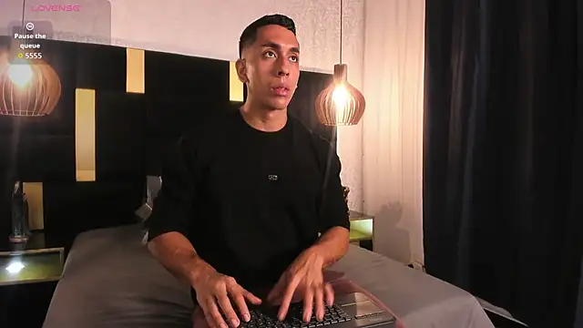 Snapshot of Lucio__Fox chatting on May 21, 2026, 11:51 am Lucio Fox online show from May 21, 2026, 11:51 am