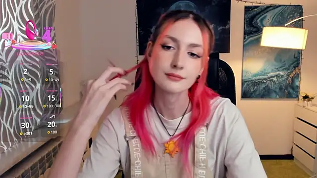 Snapshot of EasterBlink chatting on October 12, 2025, 11:00 am EasterBlink online show from October 12, 2025, 11:00 am