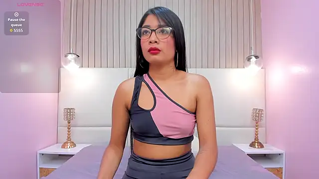 Snapshot of MelanyWayne_ chatting on February 19, 2026, 6:49 pm MelanyWayne online show from February 19, 2026, 6:49 pm