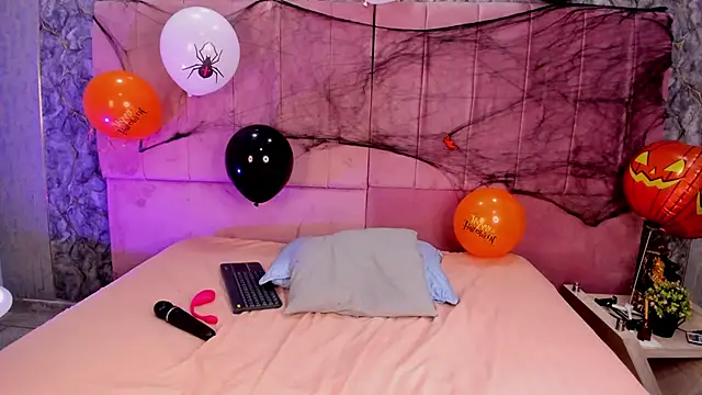 IrinaMonroee online show from October 29, 2025, 12:42 am