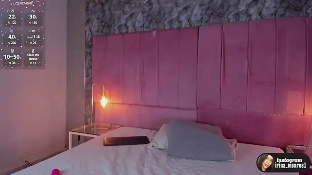 Snapshot of IrinaMonroee chatting on January 5, 2026, 11:30 pm IrinaMonroee online show from January 5, 2026, 11:30 pm