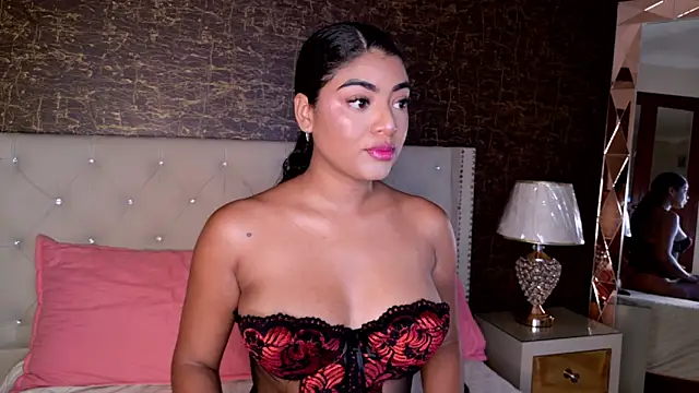 Carly Monroe  online show from November 5, 2025, 10:07 am