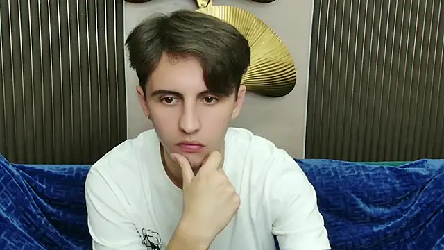 Snapshot of Jefrey_Carter chatting on October 3, 2025, 8:32 pm Jefrey Carter online show from October 3, 2025, 8:32 pm