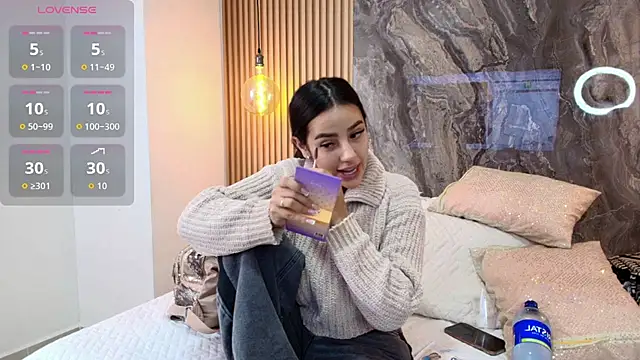 Alana-Jones online show from October 30, 2025, 12:25 pm