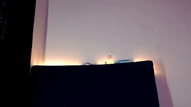 Snapshot of Megan_Gil_ chatting on June 15, 2026, 9:47 pm Megan Gil online show from June 15, 2026, 9:47 pm