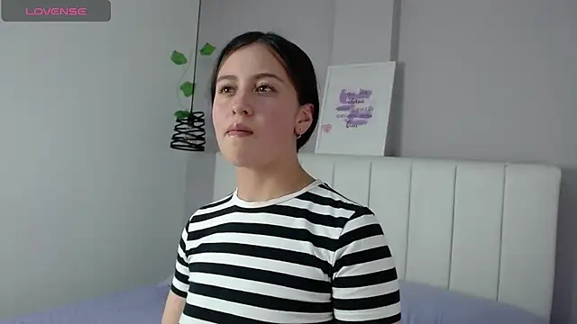 Zaaida  online show from February 24, 2026, 9:37 pm