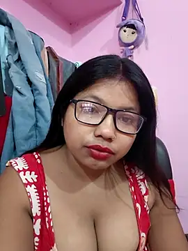 Snapshot of Redchery chatting on June 11, 2026, 6:05 pm Redchery online show from June 11, 2026, 6:05 pm