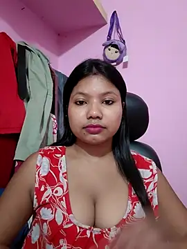 Snapshot of Redchery chatting on June 3, 2026, 5:50 pm Redchery online show from June 3, 2026, 5:50 pm