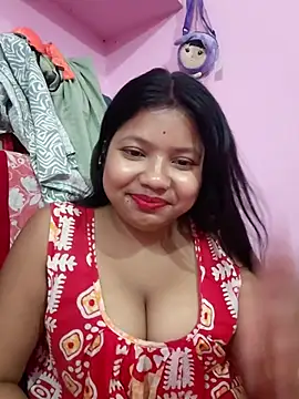 Snapshot of Redchery chatting on May 29, 2026, 5:52 pm Redchery online show from May 29, 2026, 5:52 pm