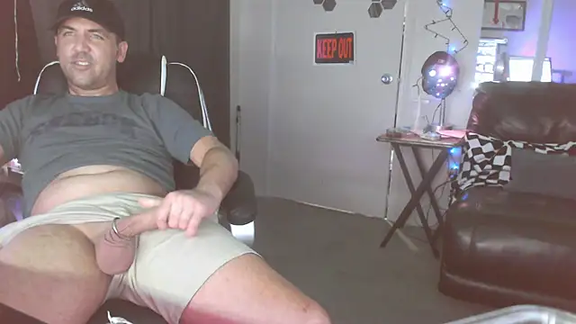 Snapshot of TypicalDepot5 chatting on July 29, 2026, 1:54 pm TypicalDepot5 online show from July 29, 2026, 1:54 pm
