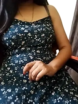 Snapshot of Quinn_Bebo chatting on October 29, 2025, 4:06 pm Quinn Bebo online show from October 29, 2025, 4:06 pm