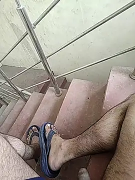 Snapshot of monty935 chatting on October 28, 2025, 10:47 am monty935 online show from October 28, 2025, 10:47 am