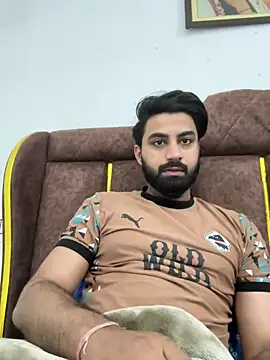 hottestboy03 online show from January 8, 2026, 4:51 am