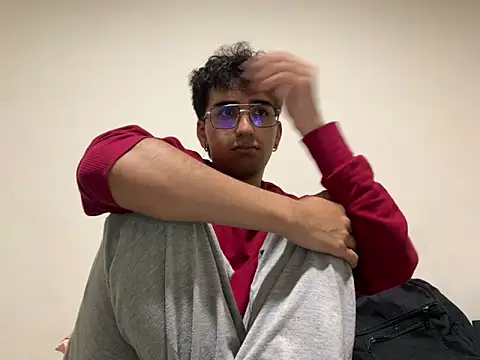 Snapshot of AxelAndJeremy chatting on October 3, 2025, 4:36 am AxelAndJeremy online show from October 3, 2025, 4:36 am