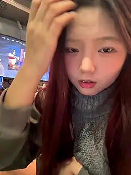 mimi9420 online show from November 30, 2025, 9:43 am