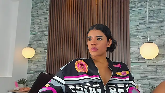 Miagomezx online show from September 11, 2025, 7:36 pm