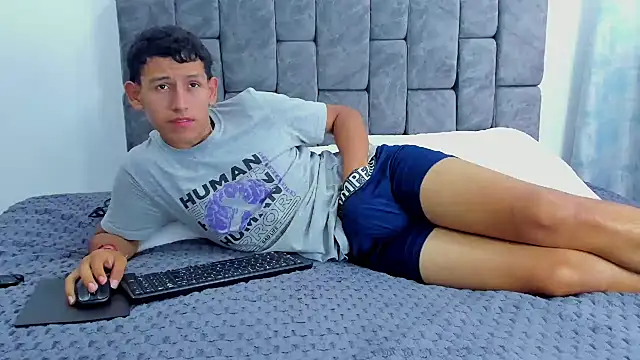 Felipe Gonzales online show from October 10, 2025, 12:39 pm