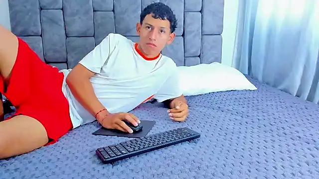 Felipe Gonzales online show from October 12, 2025, 12:39 pm