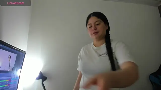 Snapshot of greiccy_20 chatting on September 19, 2025, 4:38 am greiccy 20 online show from September 19, 2025, 4:38 am