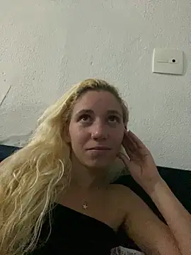 Bruna551 online show from April 19, 2026, 1:17 am