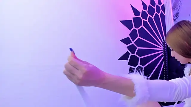 CarlySommers online show from April 9, 2026, 4:58 am