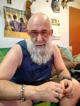 Snapshot of barbaszztop chatting on March 14, 2026, 7:03 am barbaszztop online show from March 14, 2026, 7:03 am