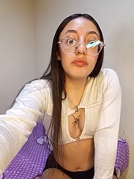 Snapshot of StefaniaFoxx_ chatting on April 23, 2026, 5:58 am StefaniaFoxx online show from April 23, 2026, 5:58 am