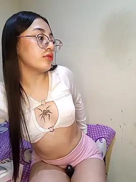 Snapshot of StefaniaFoxx_ chatting on May 7, 2026, 5:33 am StefaniaFoxx online show from May 7, 2026, 5:33 am