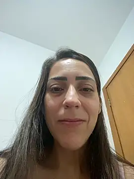 lucioliveira online show from February 7, 2026, 1:52 pm