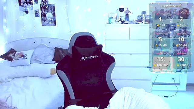 Crystal somnia online show from August 1, 2026, 3:04 am