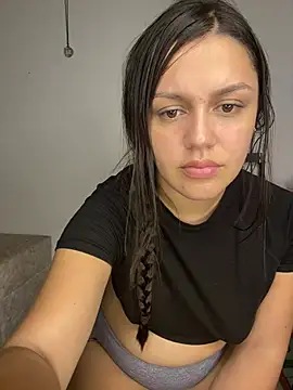 lunita sweet5 online show from February 22, 2026, 7:22 am