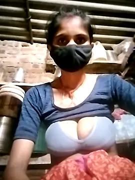 Joshi Love143 online show from November 4, 2025, 2:10 pm