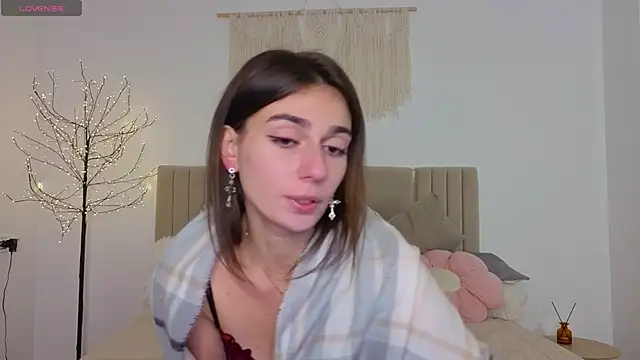 Little mia   online show from November 19, 2025, 10:54 pm