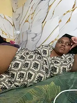 chubbybbw18 online show from February 11, 2026, 9:42 am