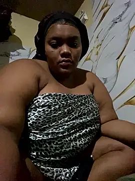 chubbybbw18 online show from December 17, 2025, 6:35 pm