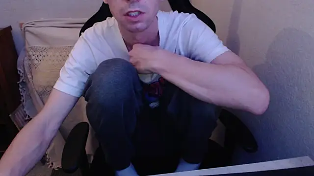 Snapshot of sakiramissy chatting on November 18, 2025, 8:45 pm sakiramissy online show from November 18, 2025, 8:45 pm