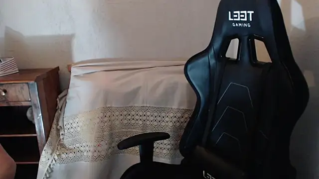 Snapshot of sakiramissy chatting on November 22, 2025, 8:40 pm sakiramissy online show from November 22, 2025, 8:40 pm