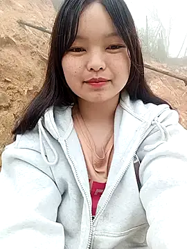 XoiXoi232 online show from March 23, 2026, 2:22 am