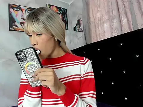 samara novice18 online show from October 28, 2025, 7:24 pm