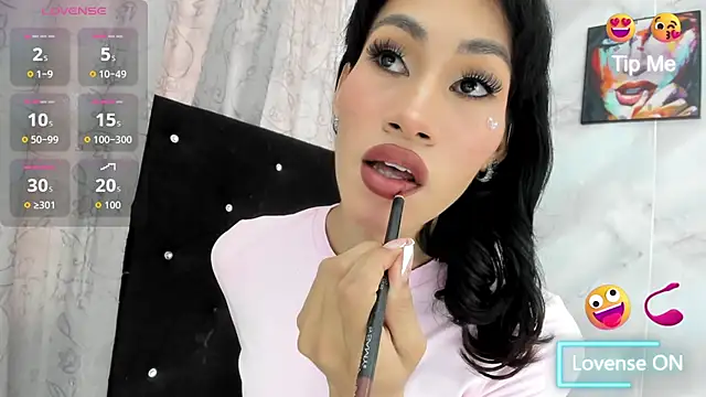 Snapshot of samara_novice18 chatting on May 14, 2026, 7:33 pm samara novice18 online show from May 14, 2026, 7:33 pm