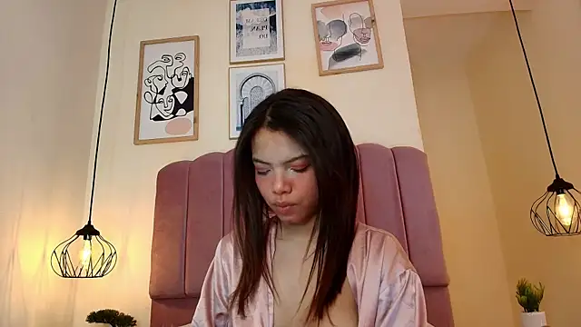 Isabelgh  online show from October 29, 2025, 3:38 am