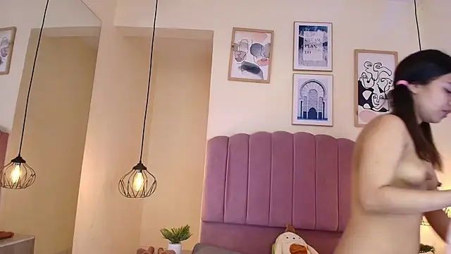 Isabelgh  online show from December 2, 2025, 3:30 am