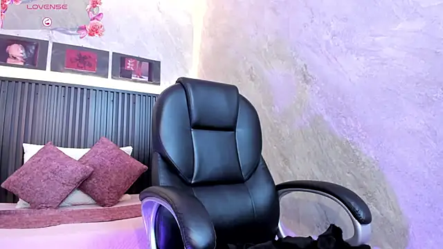 Snapshot of dark__nymph chatting on September 16, 2025, 12:28 pm dark nymph online show from September 16, 2025, 12:28 pm