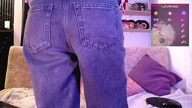 dark  nymph online show from April 22, 2026, 4:41 am