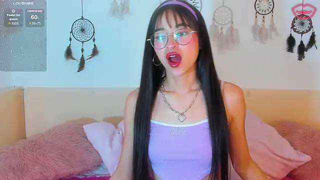 Snapshot of _Amatista_Fire chatting on November 10, 2025, 1:38 pm Amatista Fire online show from November 10, 2025, 1:38 pm