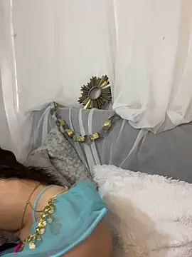 Snapshot of _Amatista_Fire chatting on December 16, 2025, 1:37 pm Amatista Fire online show from December 16, 2025, 1:37 pm