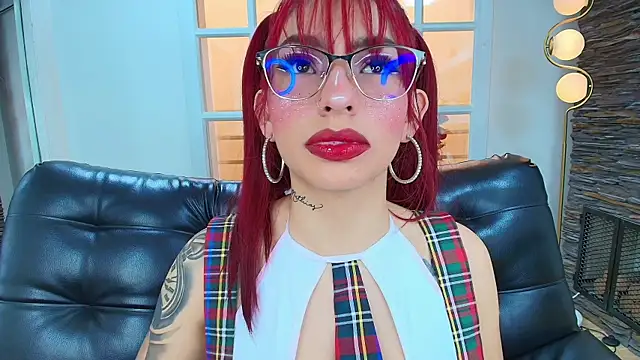 Snapshot of miss___abigail chatting on October 17, 2025, 5:59 pm miss abigail online show from October 17, 2025, 5:59 pm