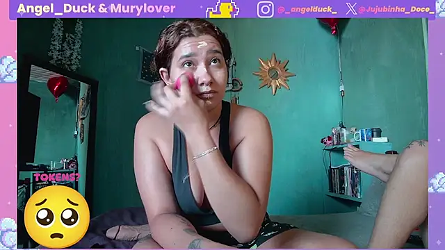 Snapshot of Angel_Duck chatting on April 14, 2026, 6:02 pm Angel Duck online show from April 14, 2026, 6:02 pm