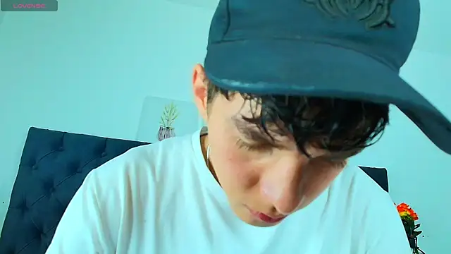 Jheampiiero online show from March 24, 2026, 1:55 pm